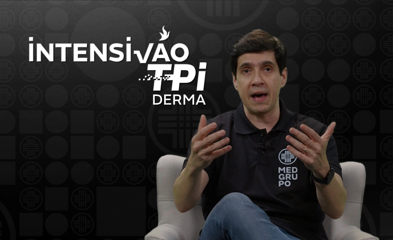 Professor ministrando aula de mentoria